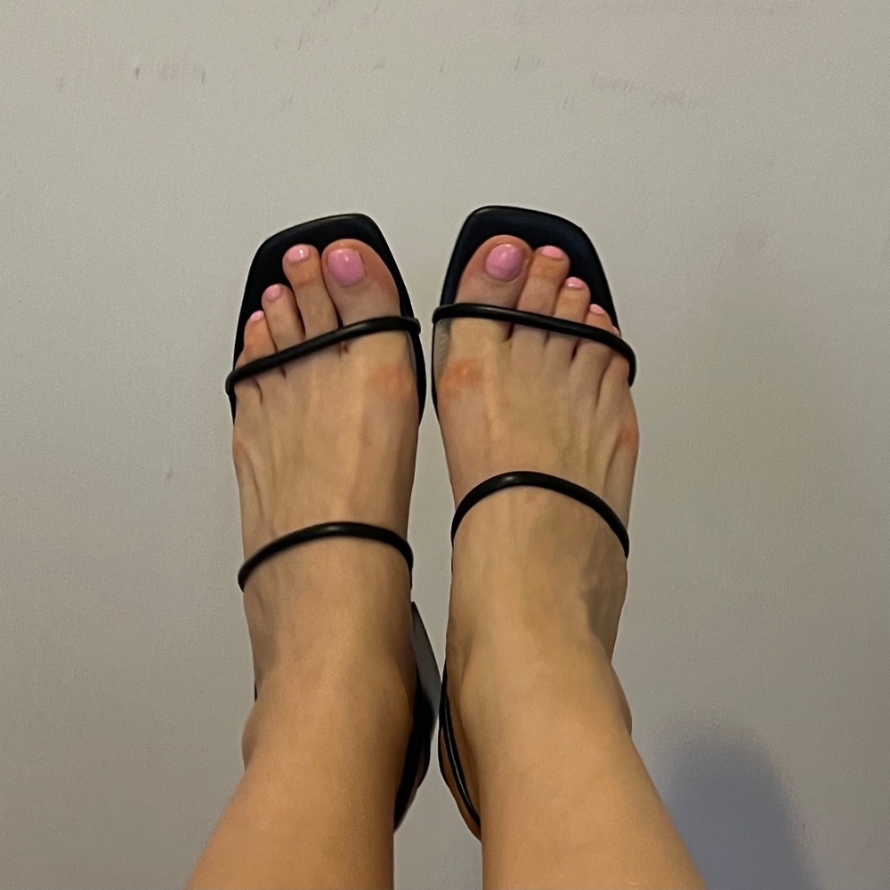COPY - NEW! Marc Fisher sandals